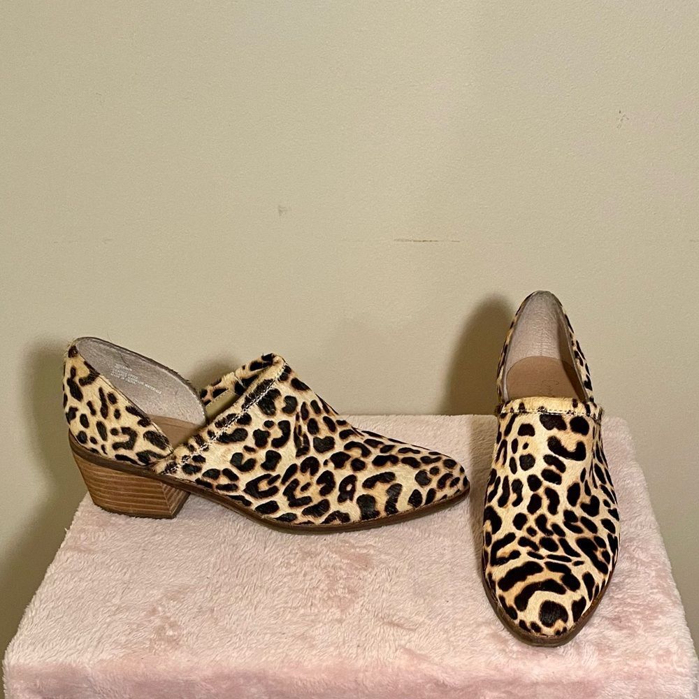 Crown Vintage Morrison Leopard Print Calf Hair Booties sz 9